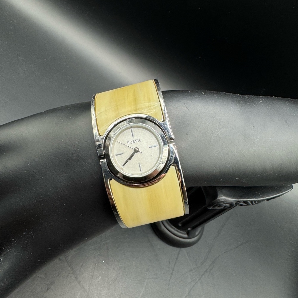 Vintage Fossil ES-2485 All Stainless Steel Women's Bracelet Watch Sz. 6 3/4"
